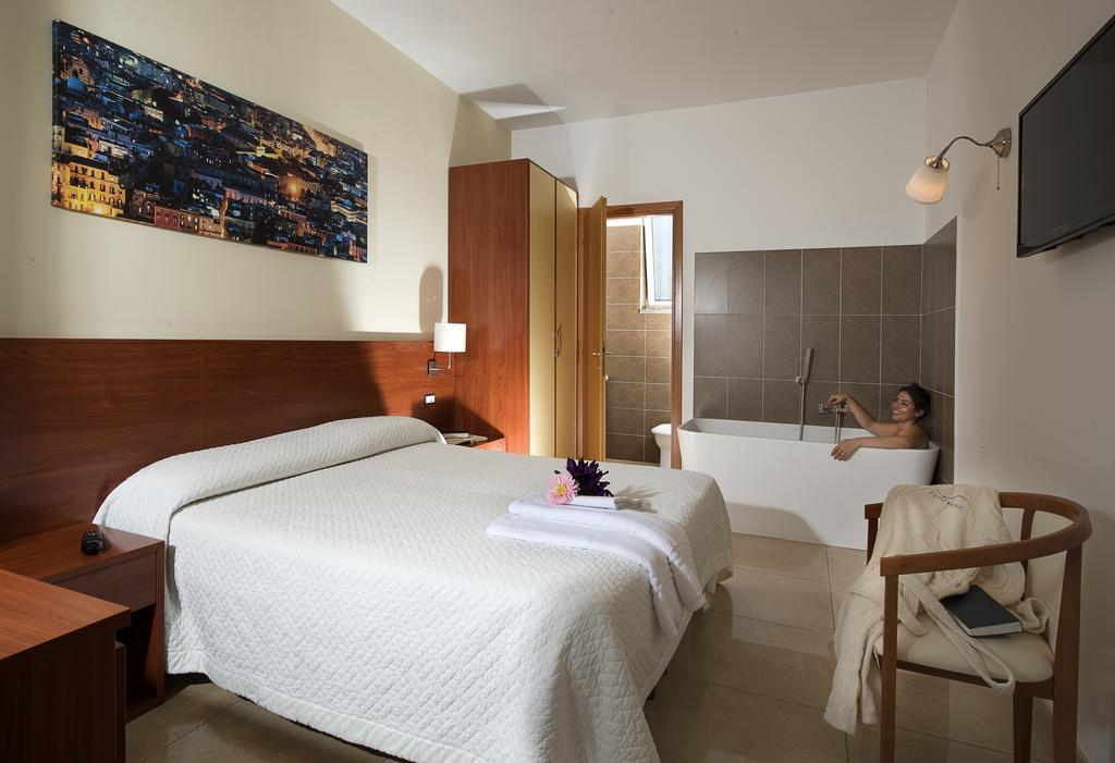 Albergo Del Pino Cercola Esterno foto