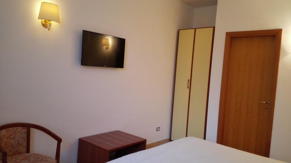 Albergo Del Pino Cercola Camera foto