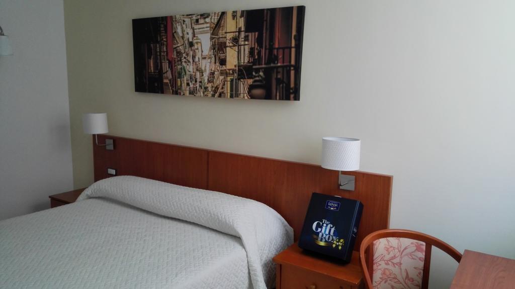 Albergo Del Pino Cercola Esterno foto