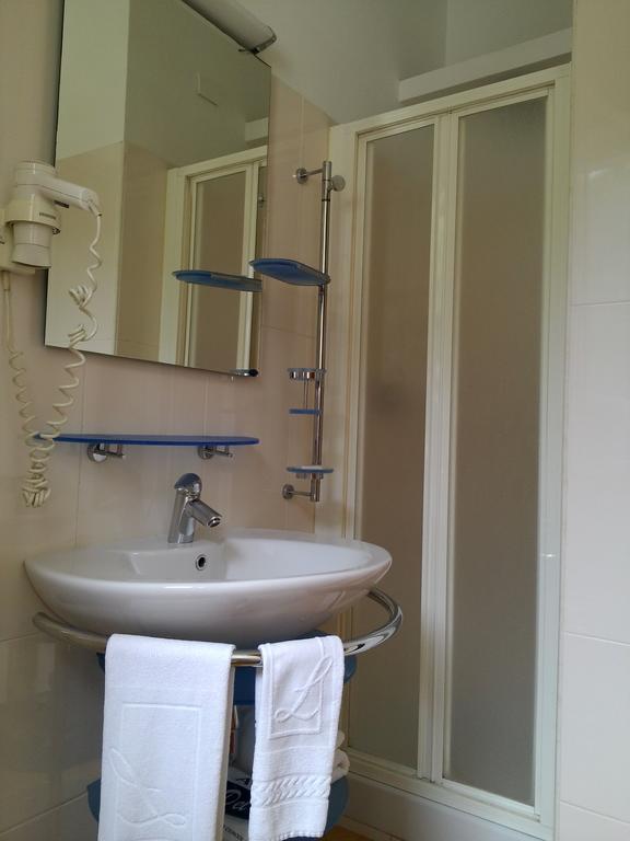 Albergo Del Pino Cercola Esterno foto