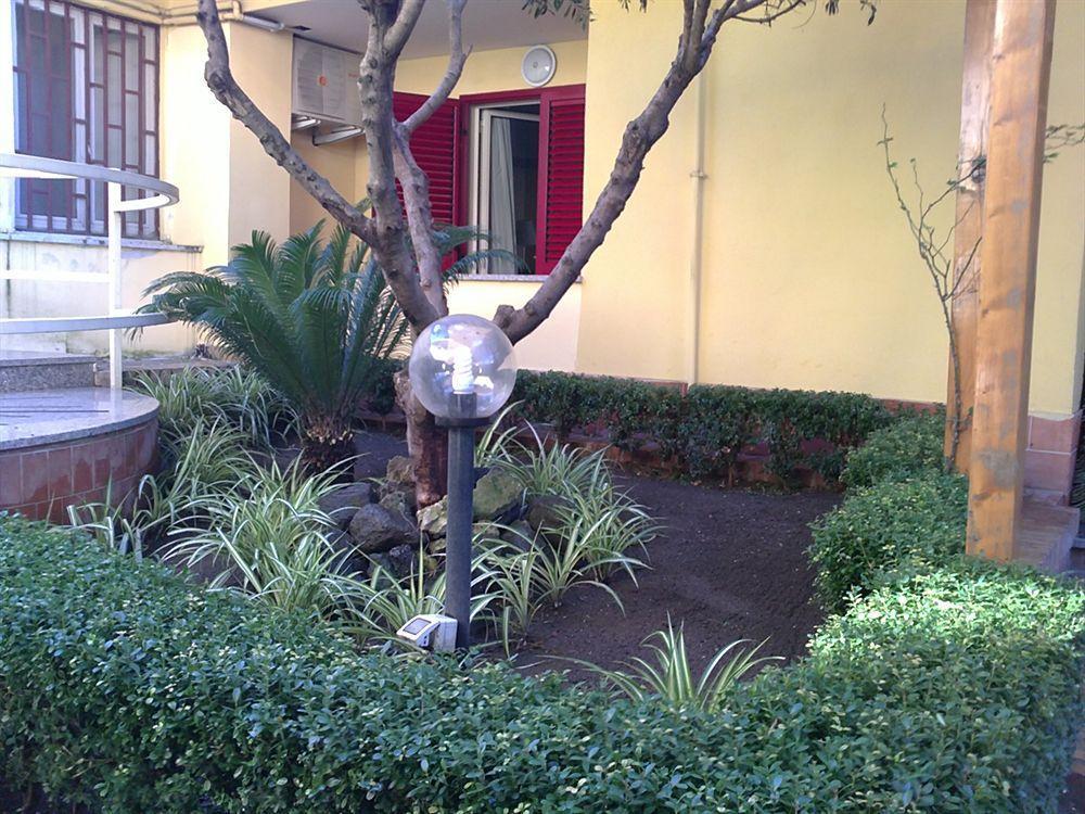 Albergo Del Pino Cercola Esterno foto