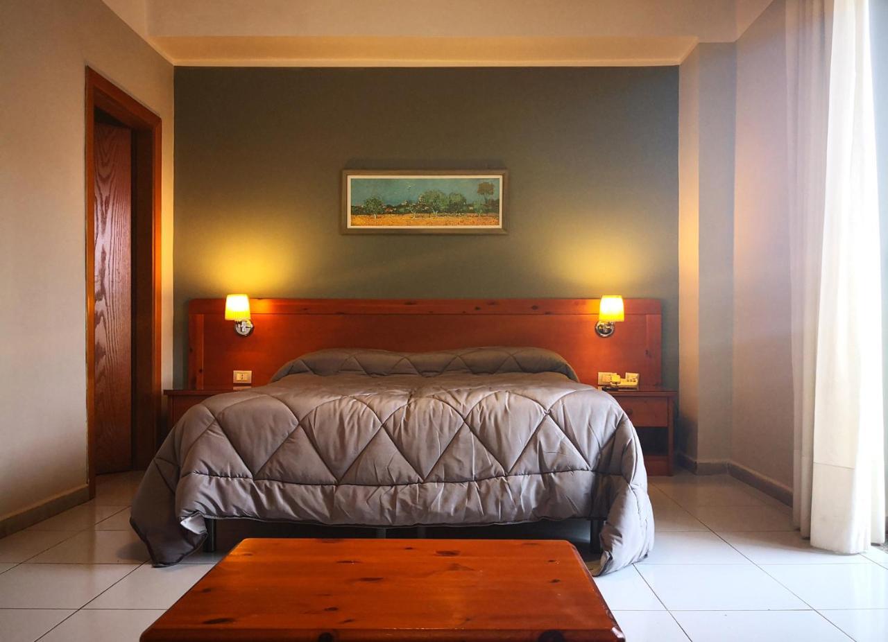 Albergo Del Pino Cercola Esterno foto